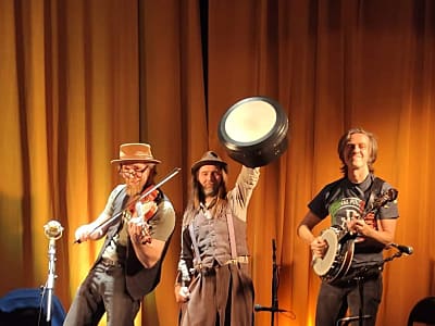 The Rakishmen