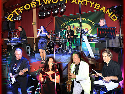 PT42Partyband