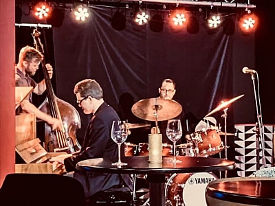 Felix Tani Trio
