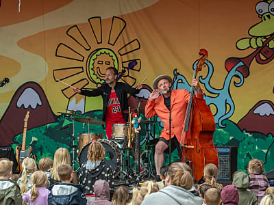 Mek Pek's Åh abe trio