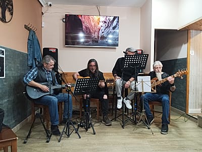 INUSUAL SOCIEDAD AMIGA