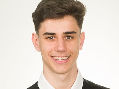 Pau