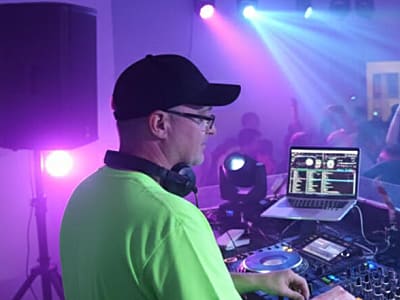 DJ Riddi