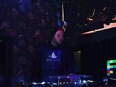 Dj jikson