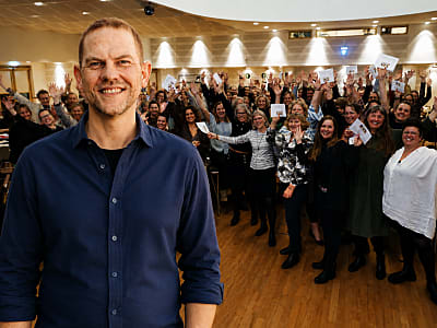Sang for alle – kor og fællessang til firmaarrangementer og privatfester