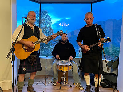 Wee Cabin Ceilidh Band