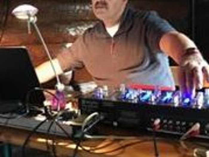 DJ Roman