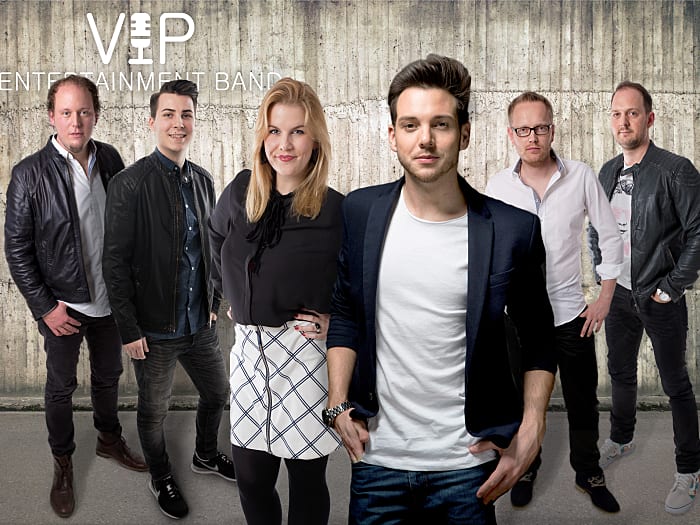 VIP ENTERTAINMENT BAND