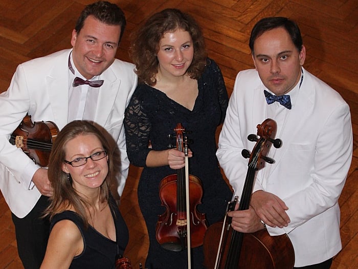 Dialog Quartett