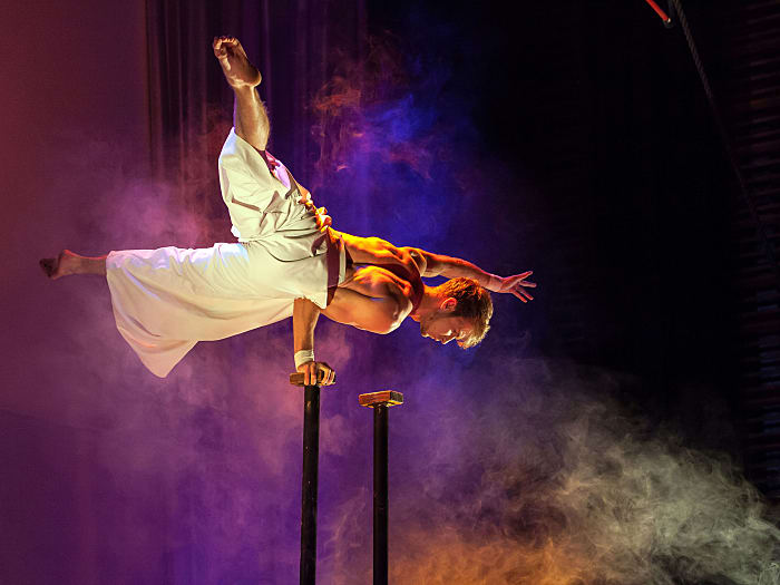 Danilo Marder / Handstand