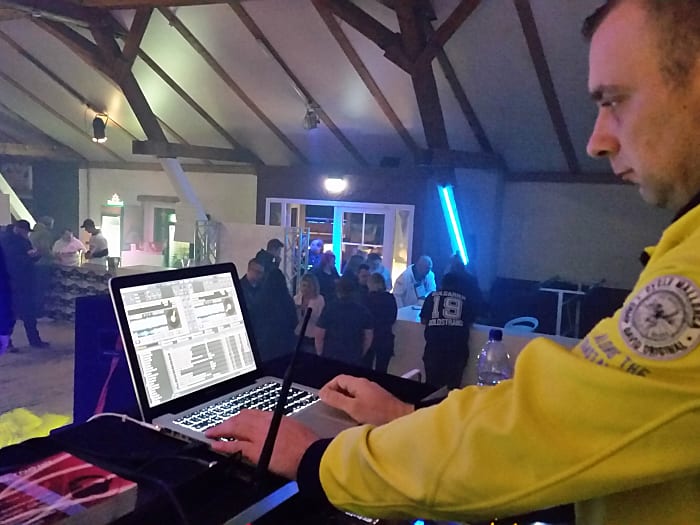 DJCANDEMOL