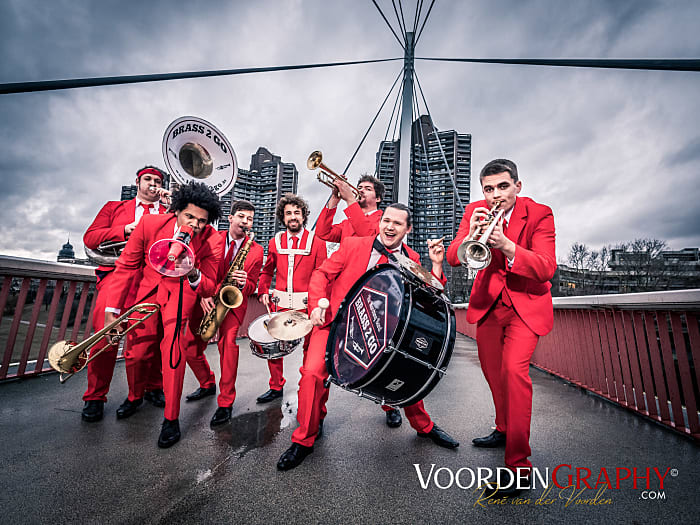 Brass2Go - The Marching Band