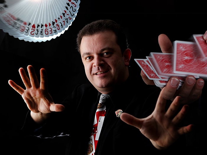 MAGIC CHRISSS