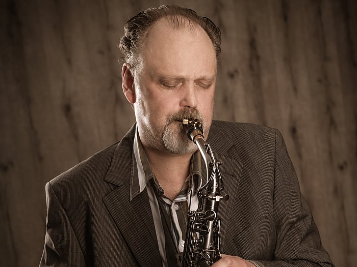Saxandmore