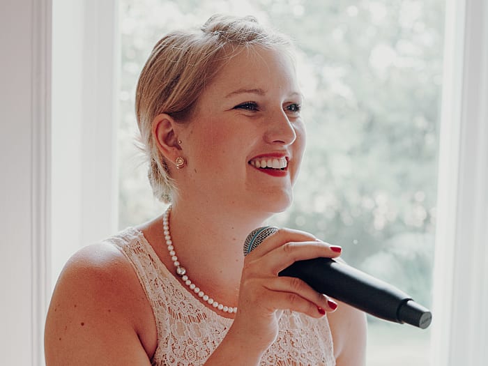 Hochzeitssängerin Jessica