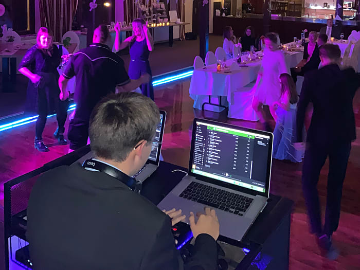 T&J Hochzeit und Event DJ Team Dresden