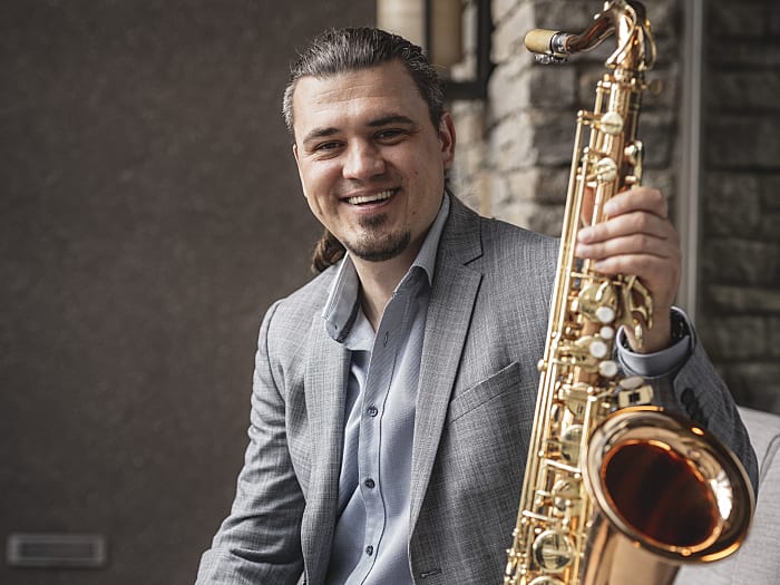 Vladi Strecker - Smooth Jazz Saxophonist