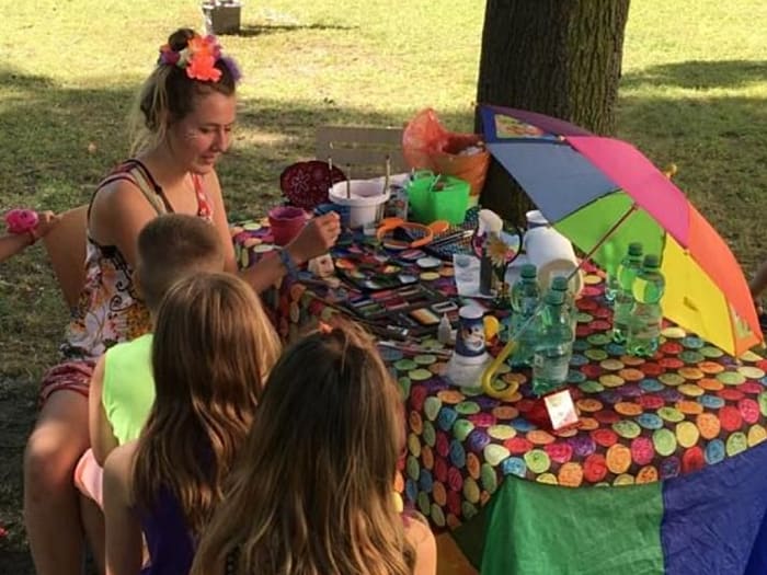 Kinderschminken mit Filotta - Ballonmodellage, Clown, Showredner