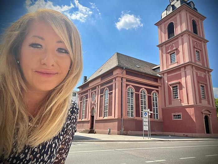 Eventsängerin Olga Hänig