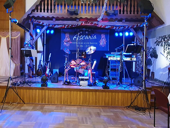 ASCANIA-LIVE-PARTY-BAND