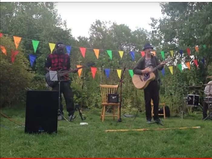 Hente's band