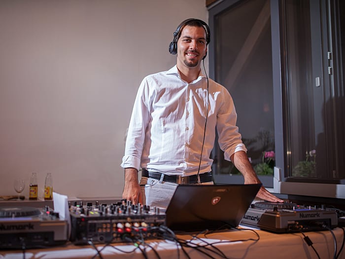 DJ-Alex