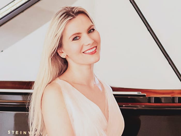 Anastasija PIANOAuszeit