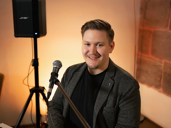 Dimitri Gribanov | Sänger | Pianist