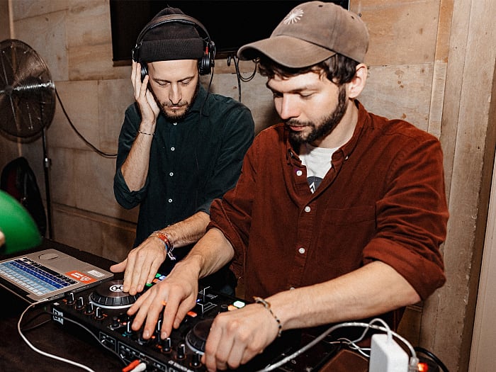 Street Radio DJ-Team