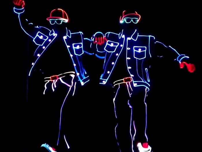 THE BLACKOUTS DUO SHOW