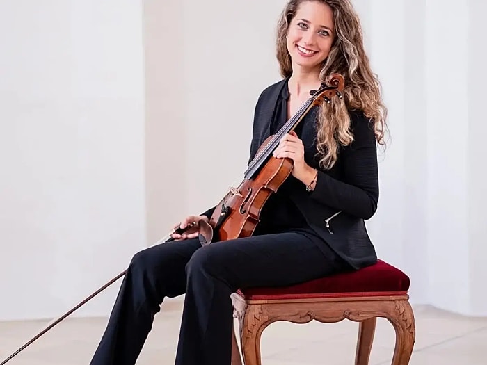 Laura Laila