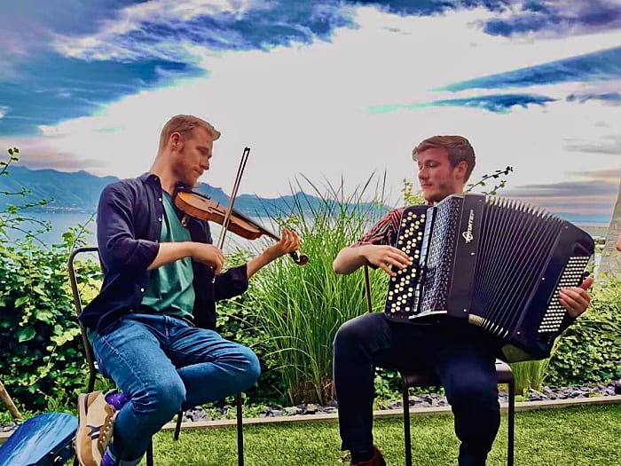 Duo Monnet-Crofts