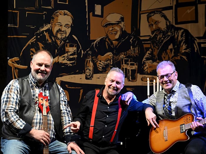 John, Bamse & Larsen