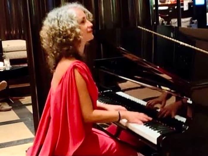Nora Tagle