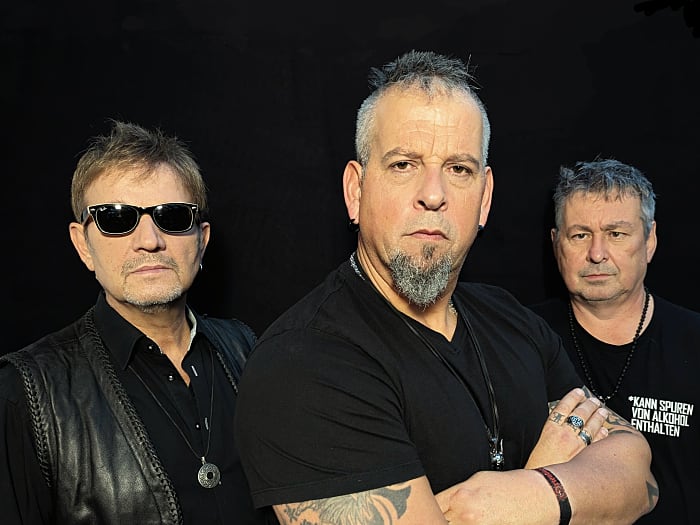 BLACK SNAKE  ::: Wild Rock & Heavy Country
