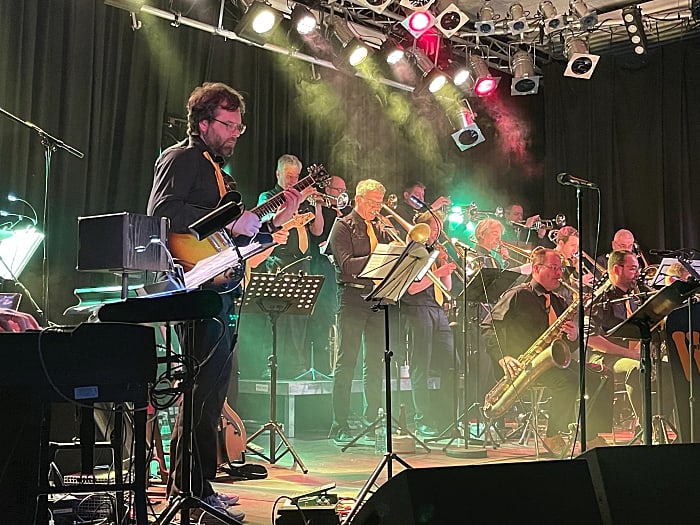 Big Band W