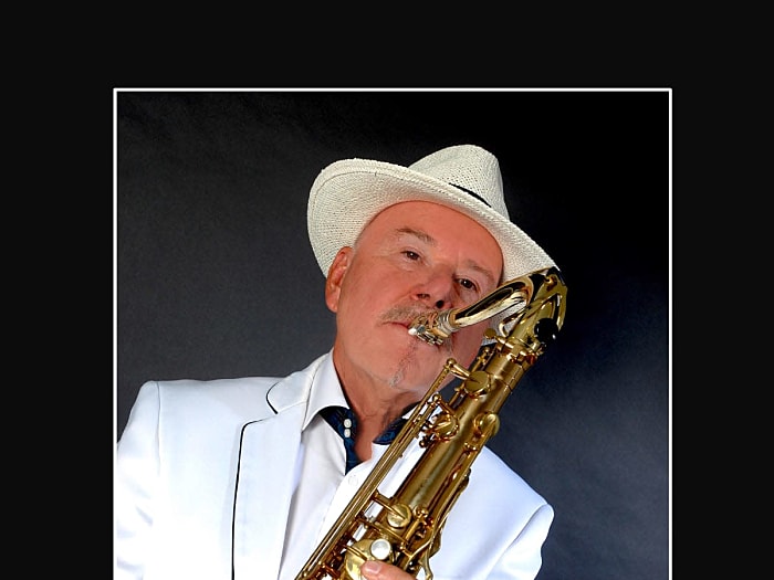 Max Kucera alias Mr.McKay Saxophonist DJ & Entertainer