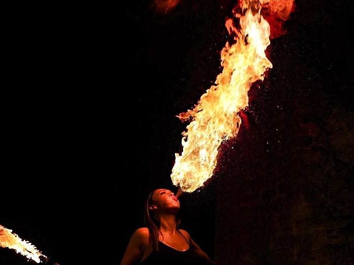 Kirsty Jocelyn - Performer & Owner of KFJ Bookings
