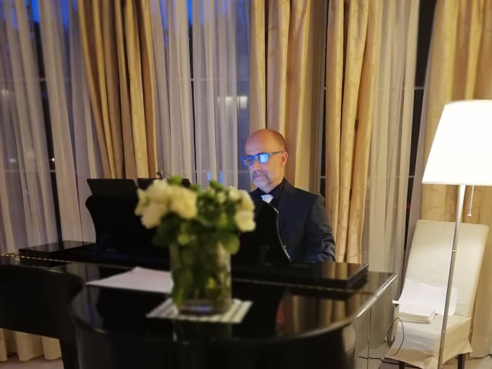 Pianist für stilvolle Hochzeiten und exklusive Events