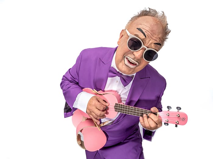 Busch kommt! - Comedy, Musik und kleine Wunder Immer auf Tour und unterwegs ! Und bald auch bei Dir?