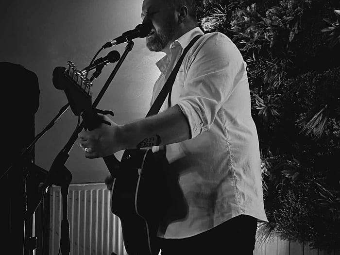 Andy Hyde Acoustic