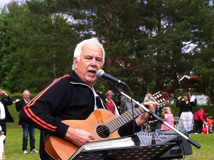 Nöjestomten Tomas Henriksson