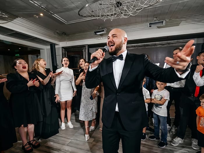 Vincent – Hochzeitsmoderation & Tamada mit Leidenschaft
