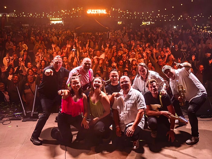 Awoei! Doe Maar Tribute Band