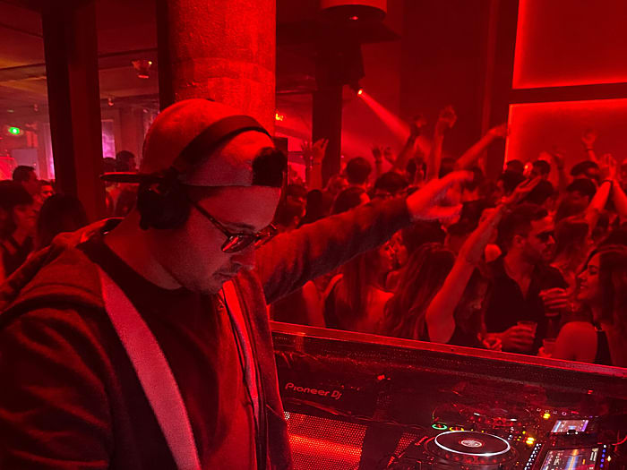 Sonax DJ