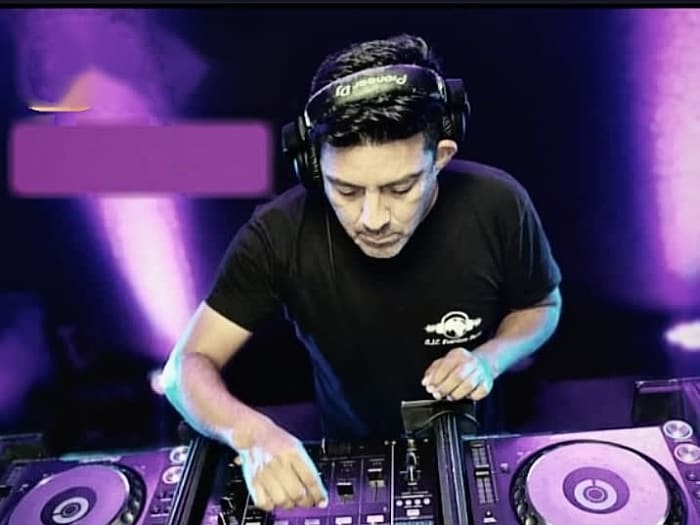 Dj Víctor Mez