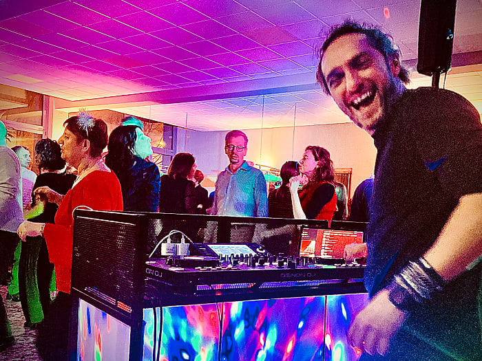 Renato Tammi - Dj + Sax & Live Music