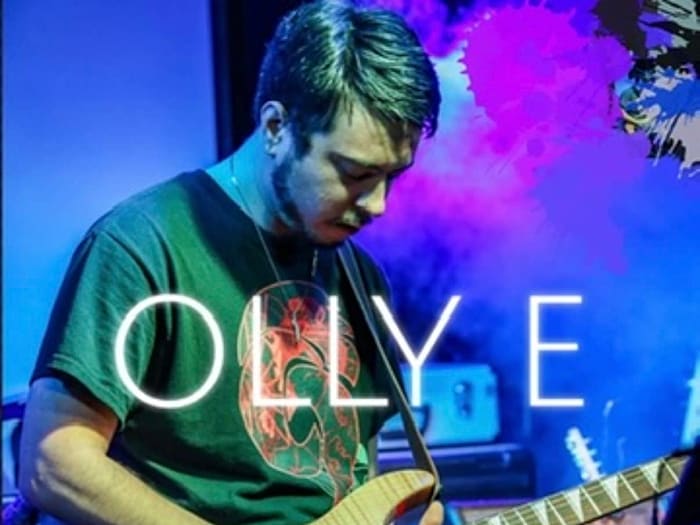 Olly E