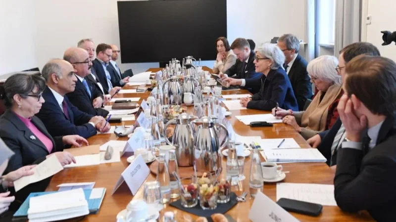 برلين: وزير الخارجية يستعرض مواقف تونس من قضايا إقليمية ودولية