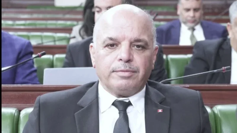 وزير النقل: قريبا عودة خط النقل البرّي تونس ليبيا